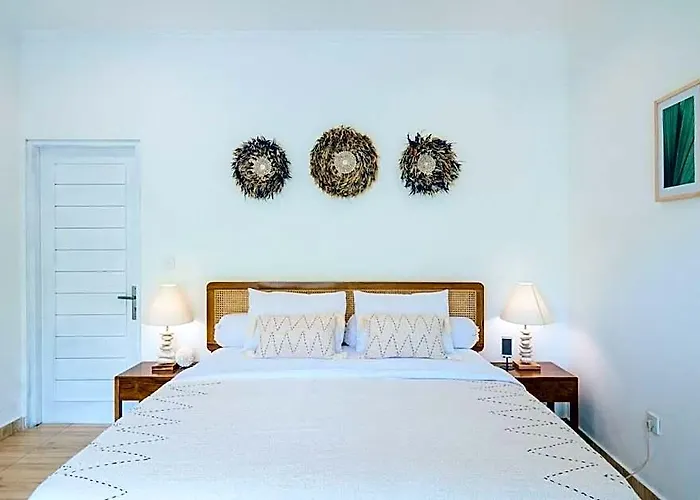 ホテル Leya & Leon Canggu - Private 3br With Pool
