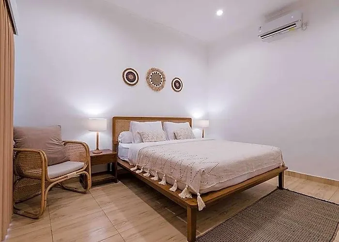 Leya & Leon Canggu - Private 3br With Pool ホテル