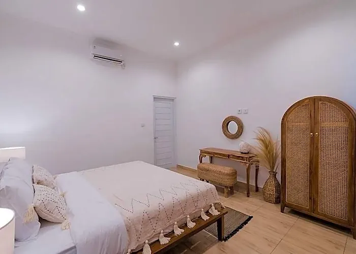 Leya & Leon Canggu - Private 3br With Pool バリ島